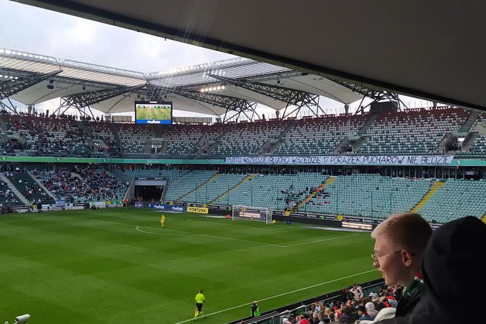Futbol en Varsovia Polonia